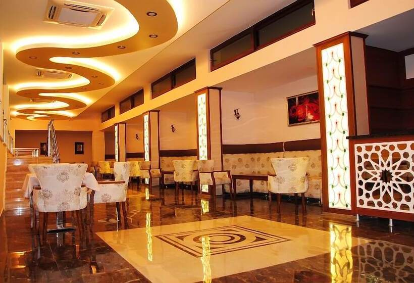 فندق Malahit Exclusive City