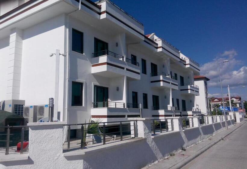 فندق Malahit Exclusive City