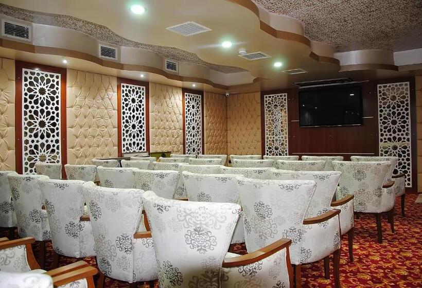 فندق Malahit Exclusive City