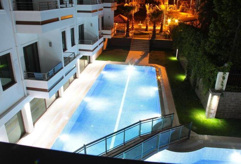 فندق Malahit Exclusive City