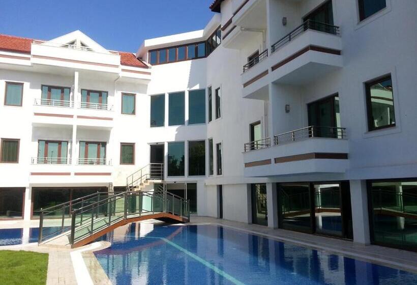 فندق Malahit Exclusive City