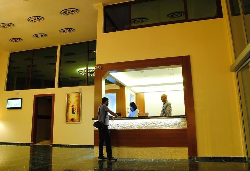 فندق Malahit Exclusive City