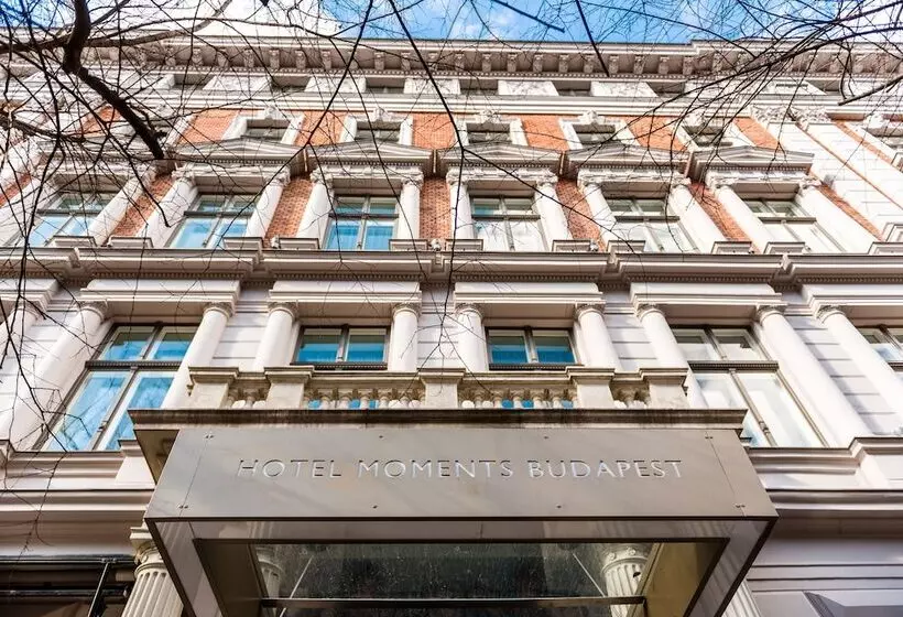 Moments Budapest By Continental Group