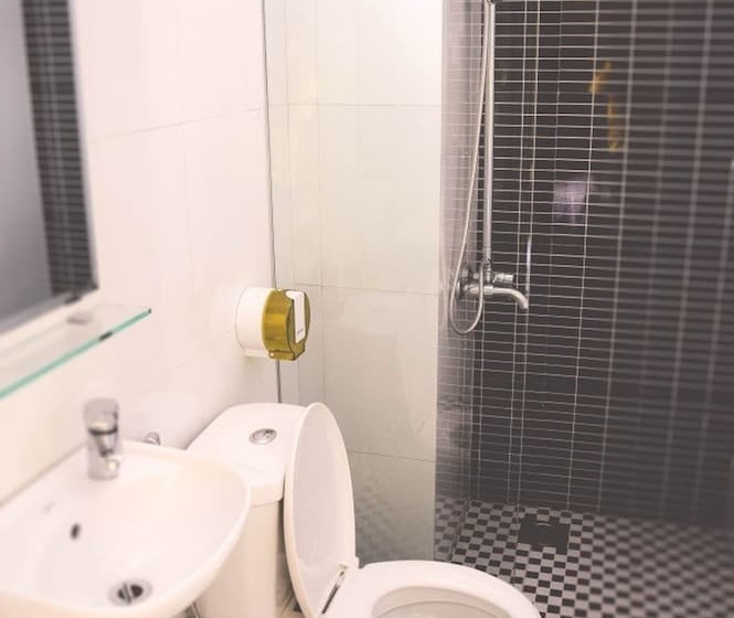 Moonlight Hotel Suites & Spa Vip   High Floor, The Best View In The City Center, Dragon Bridge View