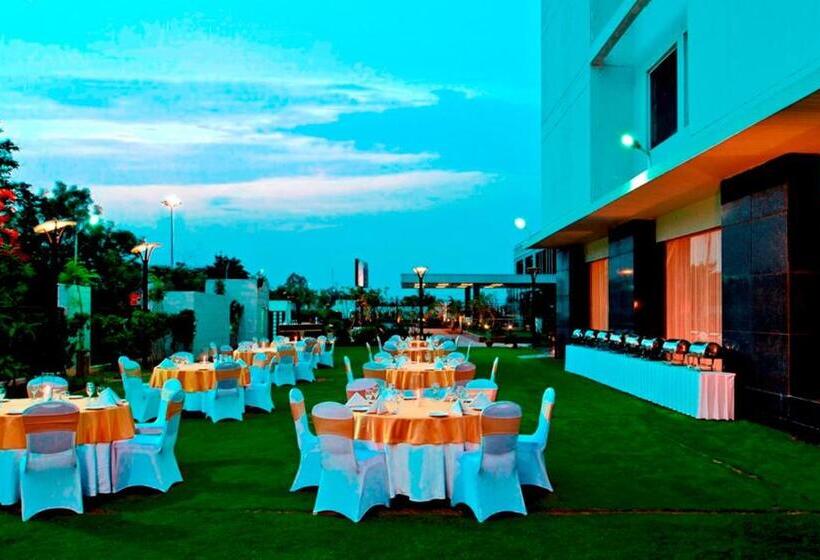 Red Fox By Lemon Tree Hotels, Bhiwadi