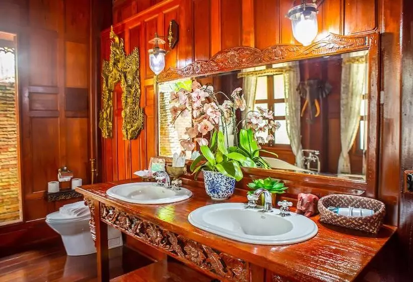 酒店 Royal Thai Villas Phuket