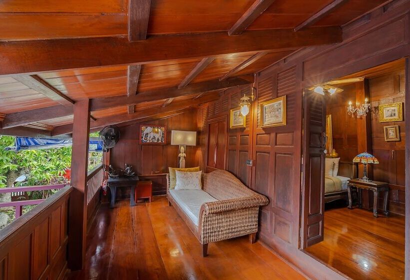 هتل Royal Thai Villas Phuket