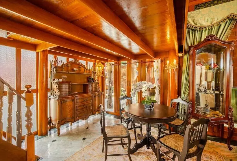 酒店 Royal Thai Villas Phuket