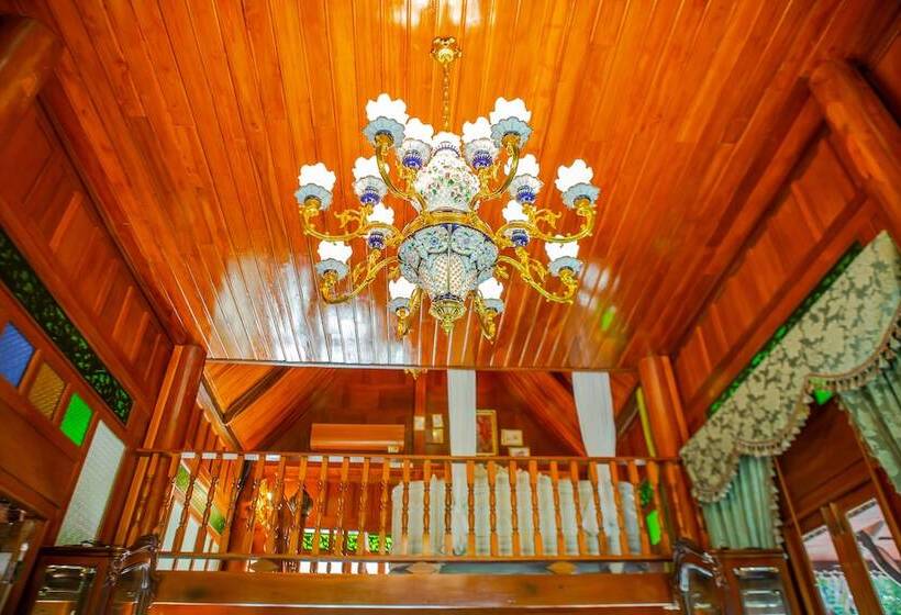 هتل Royal Thai Villas Phuket