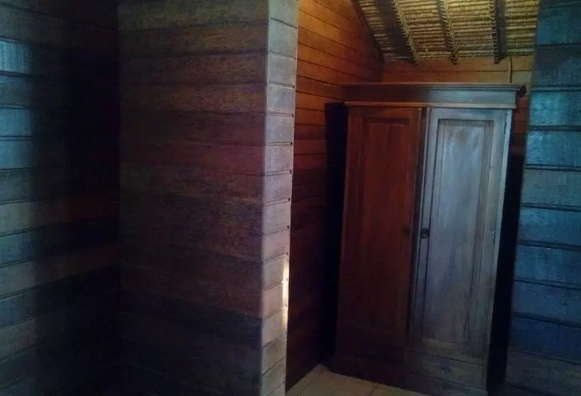 هتل Sunset Cave Villas Lembongan