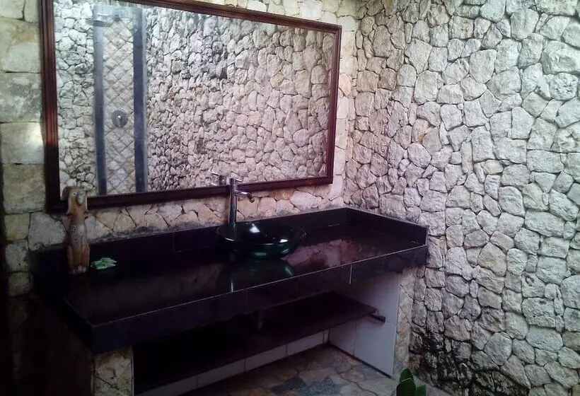 هتل Sunset Cave Villas Lembongan