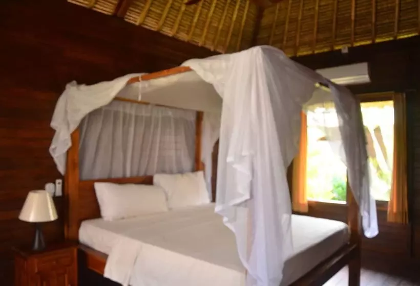 هتل Sunset Cave Villas Lembongan