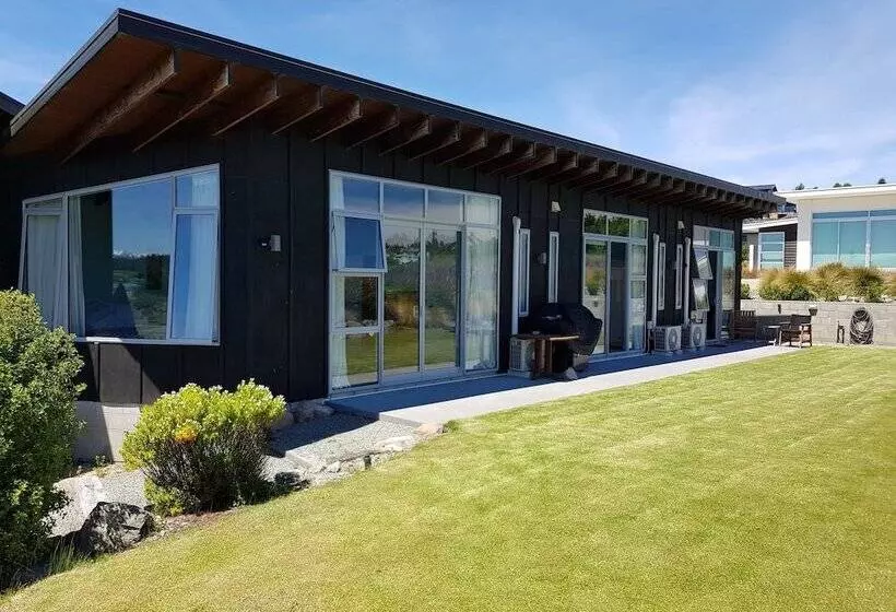 ホテル Three Rivers Lodge