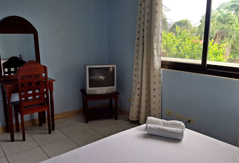 פנסיון Lp  And Resto Bar