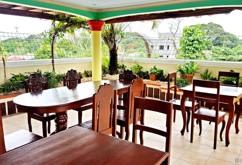 פנסיון Lp  And Resto Bar