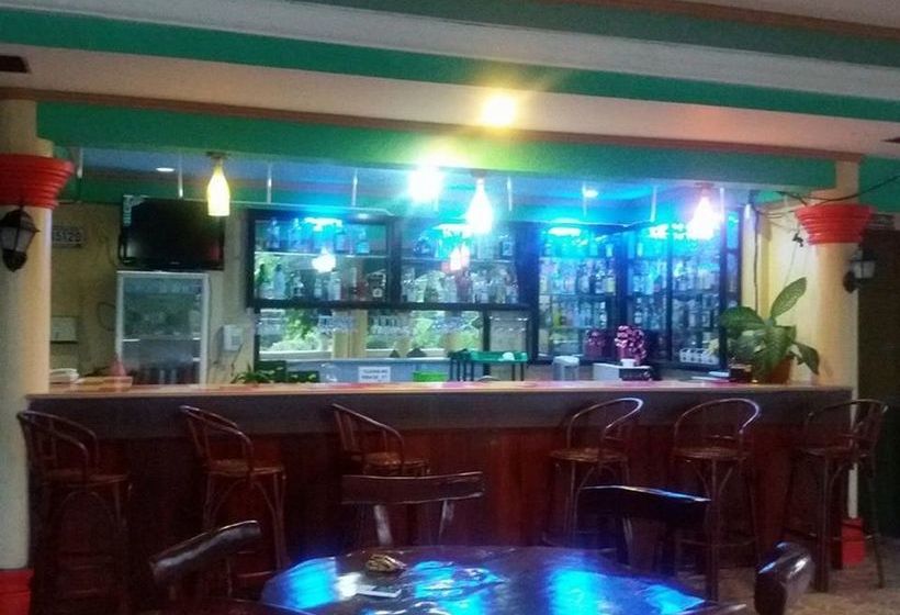 פנסיון Lp  And Resto Bar