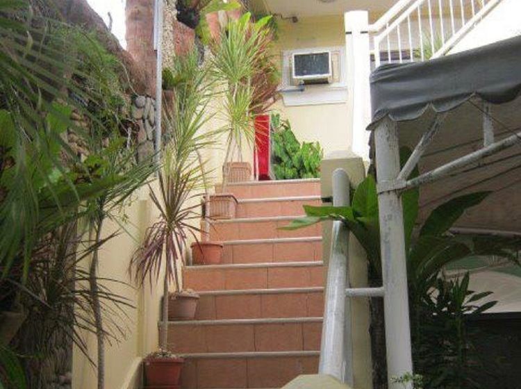 פנסיון Lp  And Resto Bar