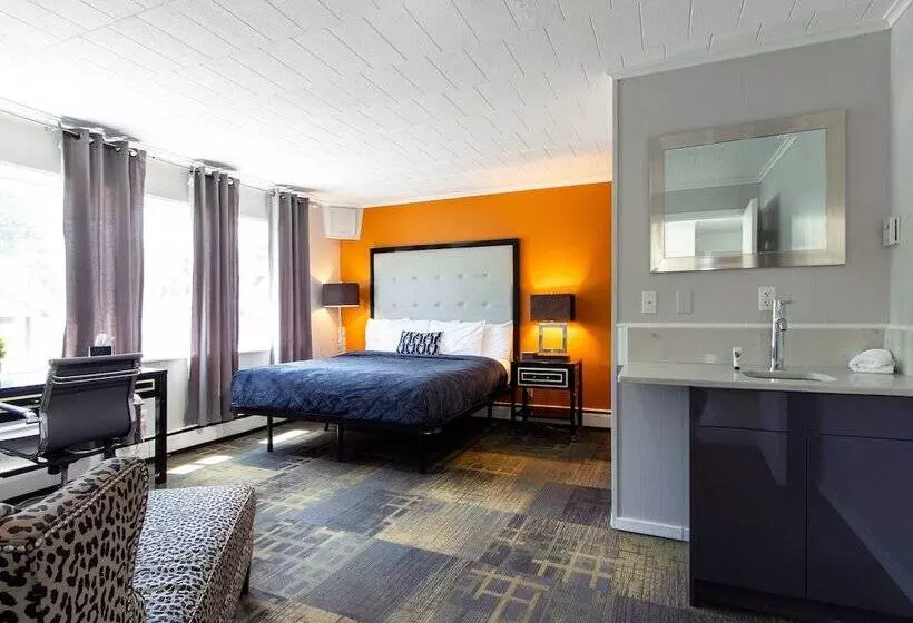 モーテル Royal Oak