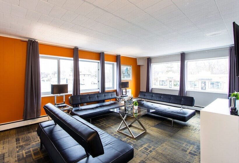 モーテル Royal Oak