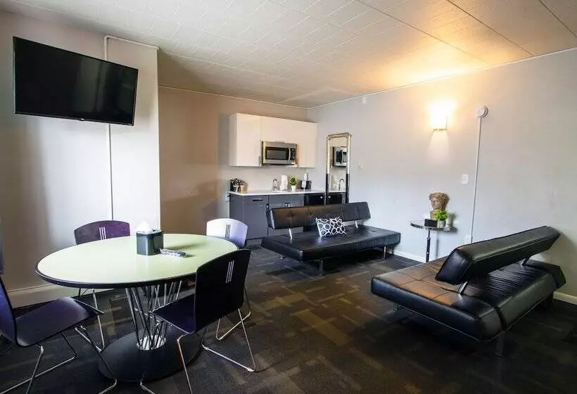 モーテル Royal Oak