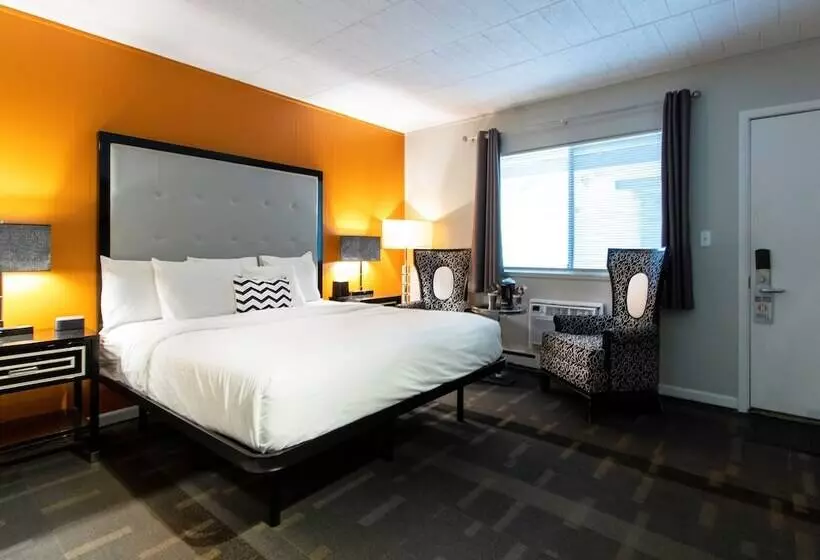 モーテル Royal Oak