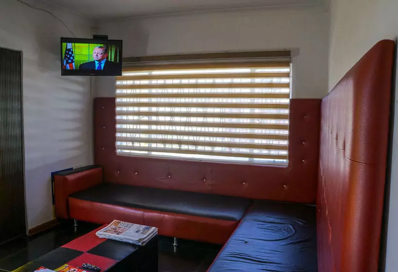 Пансион Acn International Regency Lodge