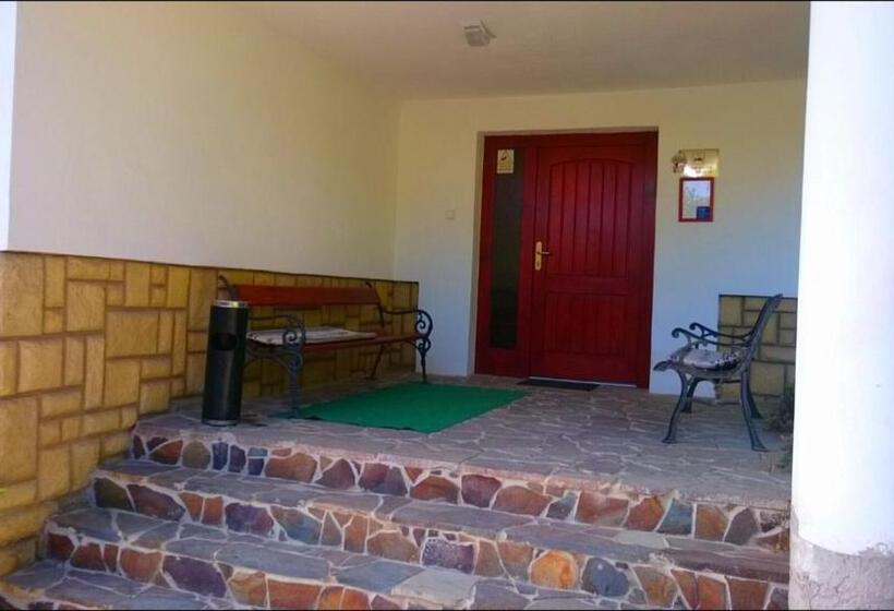 بنسيون Ubytovanie Zencuch