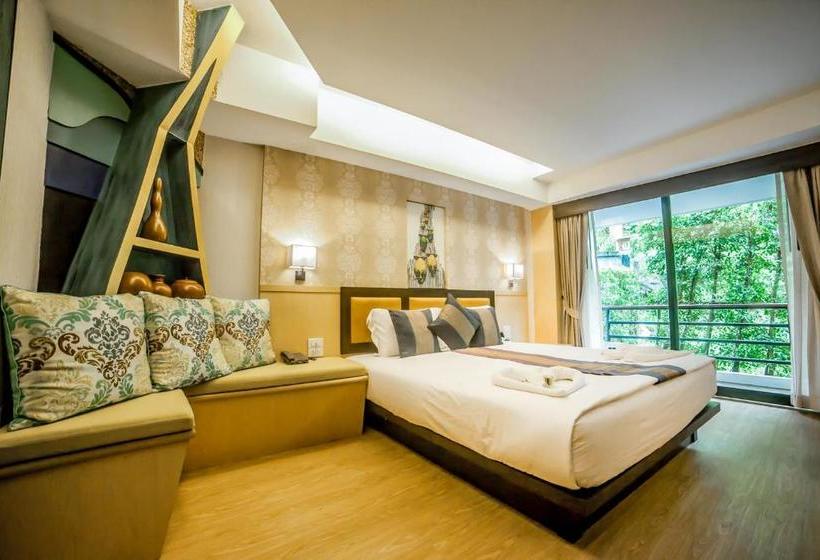 Phi Phi Nice Beach Hotel Hip