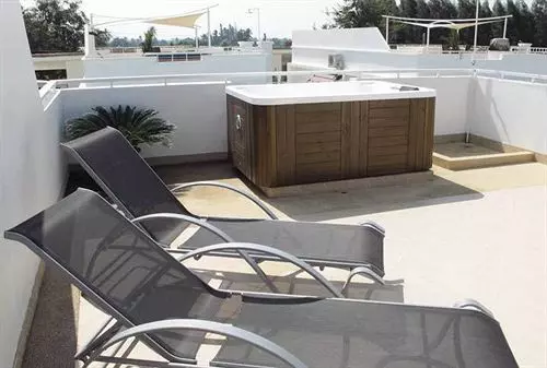 Pineapple Hills Resort