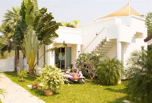 Pineapple Hills Resort