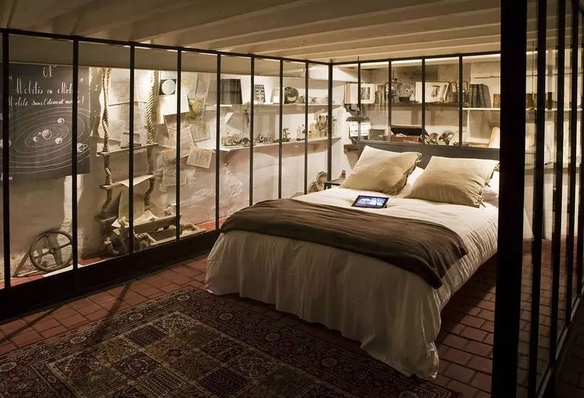 Surprenantes  De La Terre à La Lune