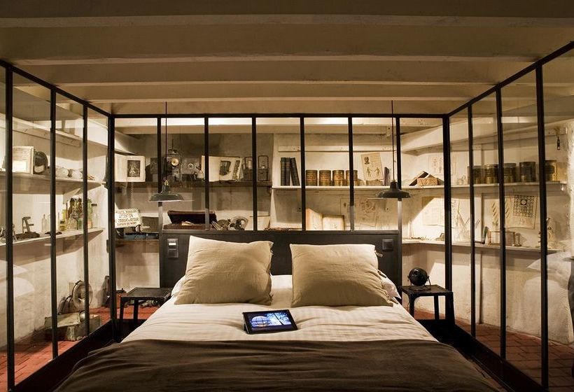 Surprenantes  De La Terre à La Lune