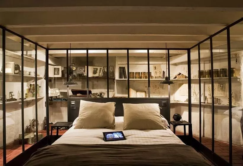 Surprenantes  De La Terre à La Lune