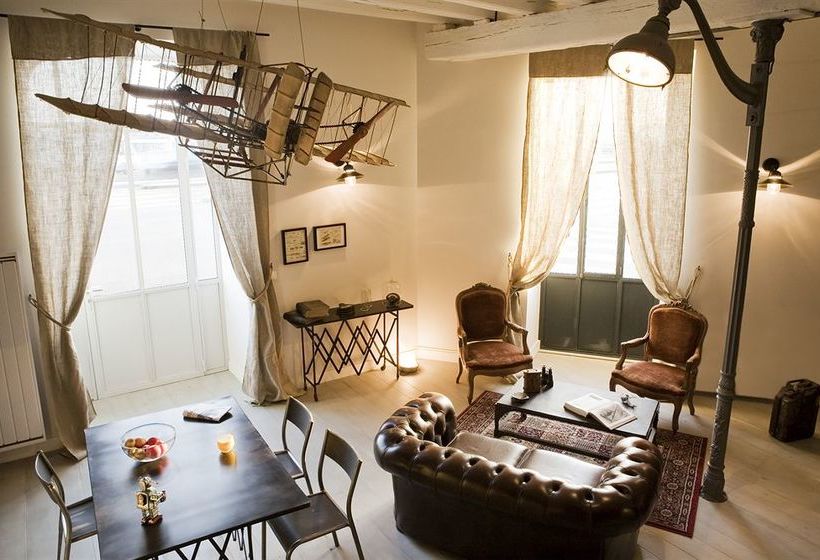 Surprenantes  De La Terre à La Lune