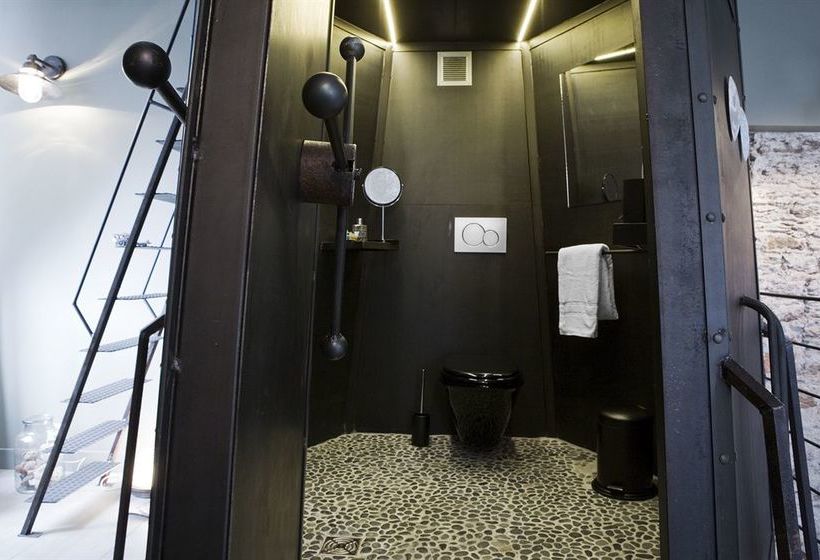 Surprenantes  De La Terre à La Lune