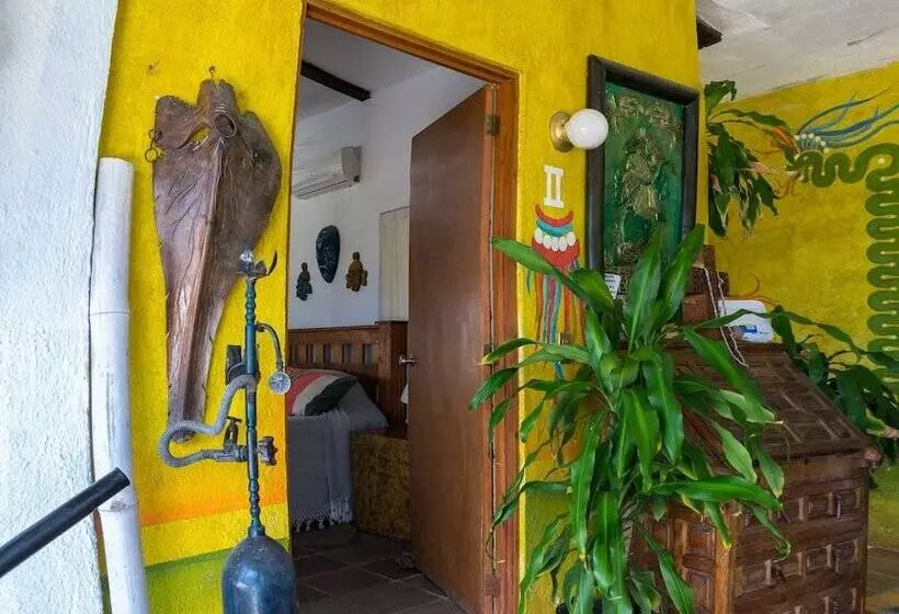 Aamiaismajoitus (B&B) Casa Artista Bnb Manzanillo