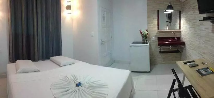 Cleia Hotel Cirino