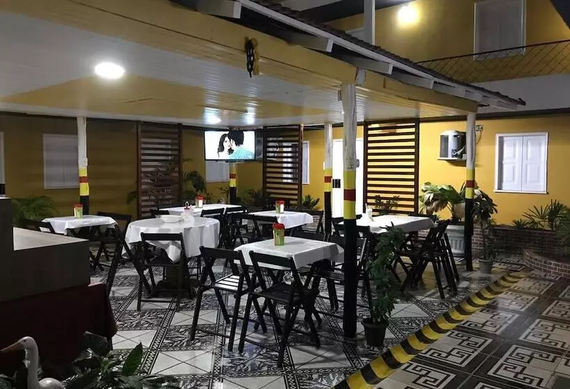 Cleia Hotel Cirino