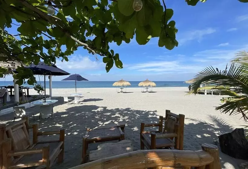 Club Monet Beach Resort By Cocotel