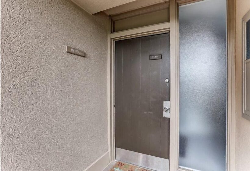 호텔 1127 Beach Walker