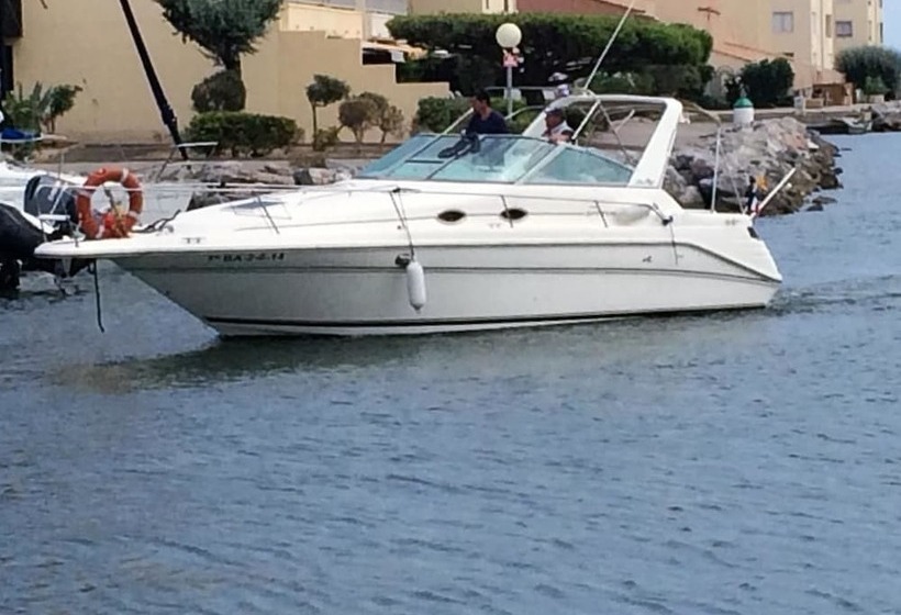 هتل Boat Vedette Arlequin