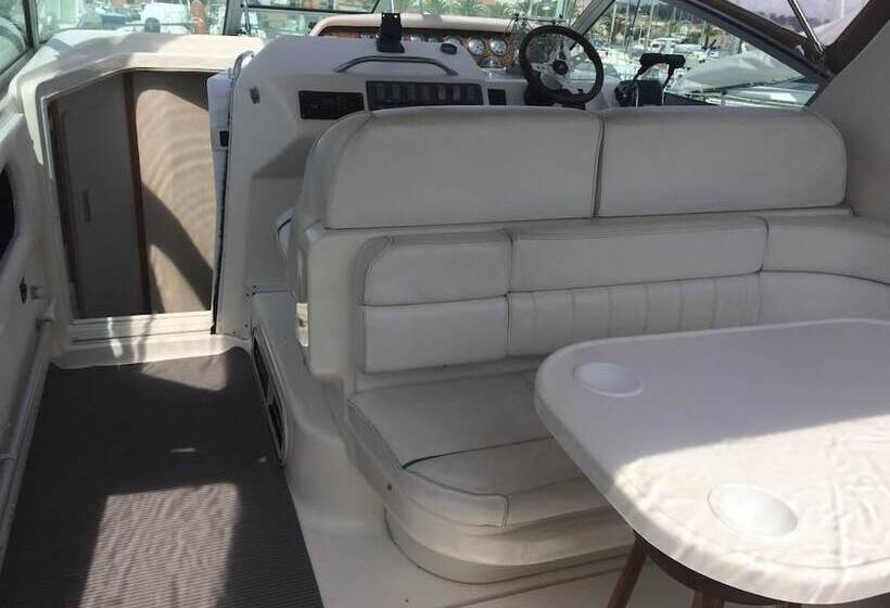 هتل Boat Vedette Arlequin