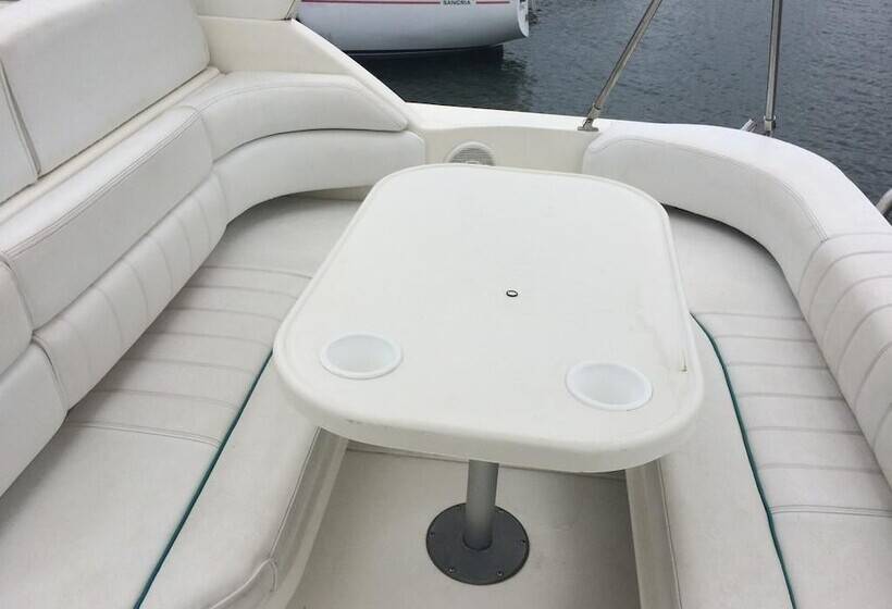 هتل Boat Vedette Arlequin