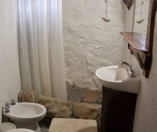 هتل Cabanas Los Arroyitos