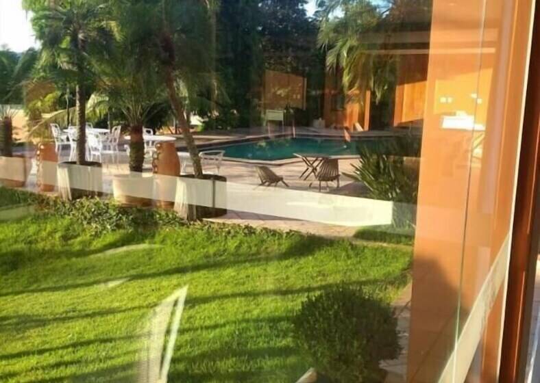 酒店 Calderan Palace