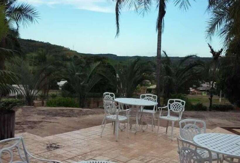 酒店 Calderan Palace