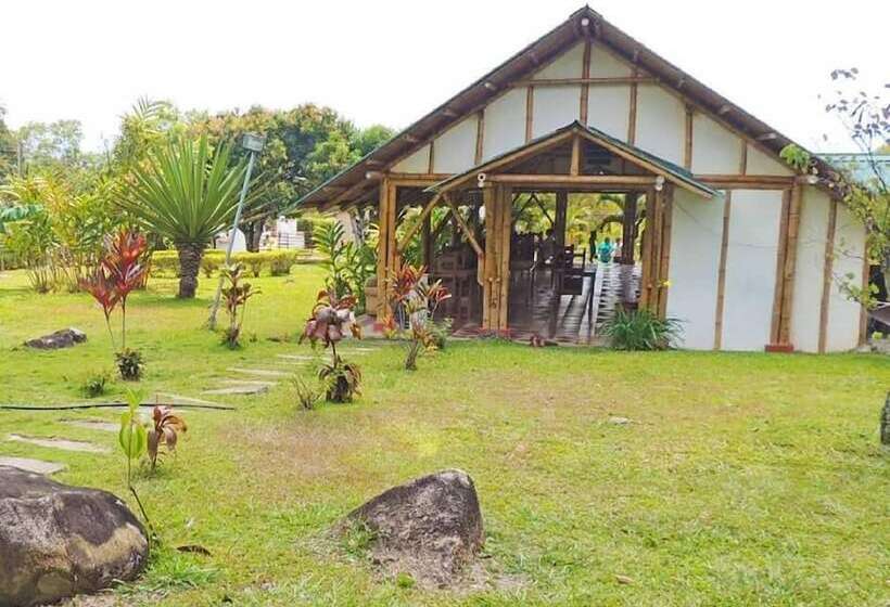 هتل Campestre Uraku