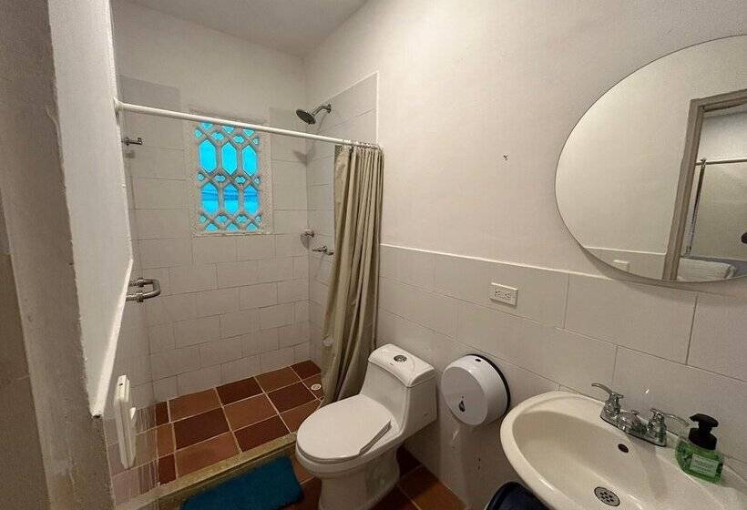 هتل Casa Kalamary Crespo