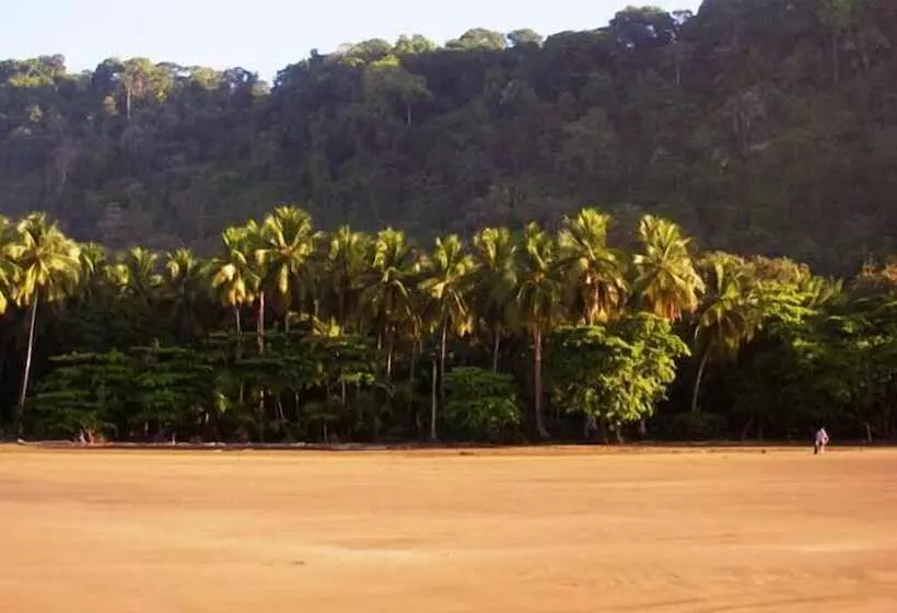 Hotelli Costa Paraiso