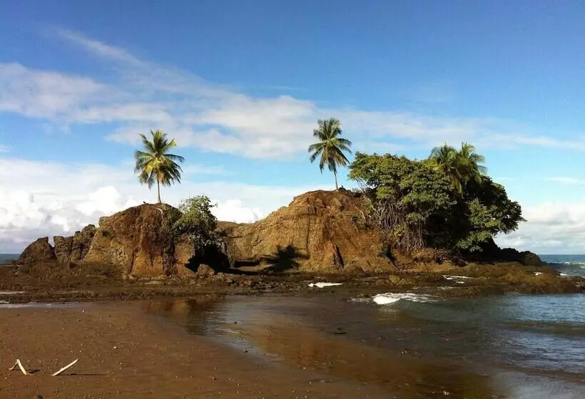Hotelli Costa Paraiso